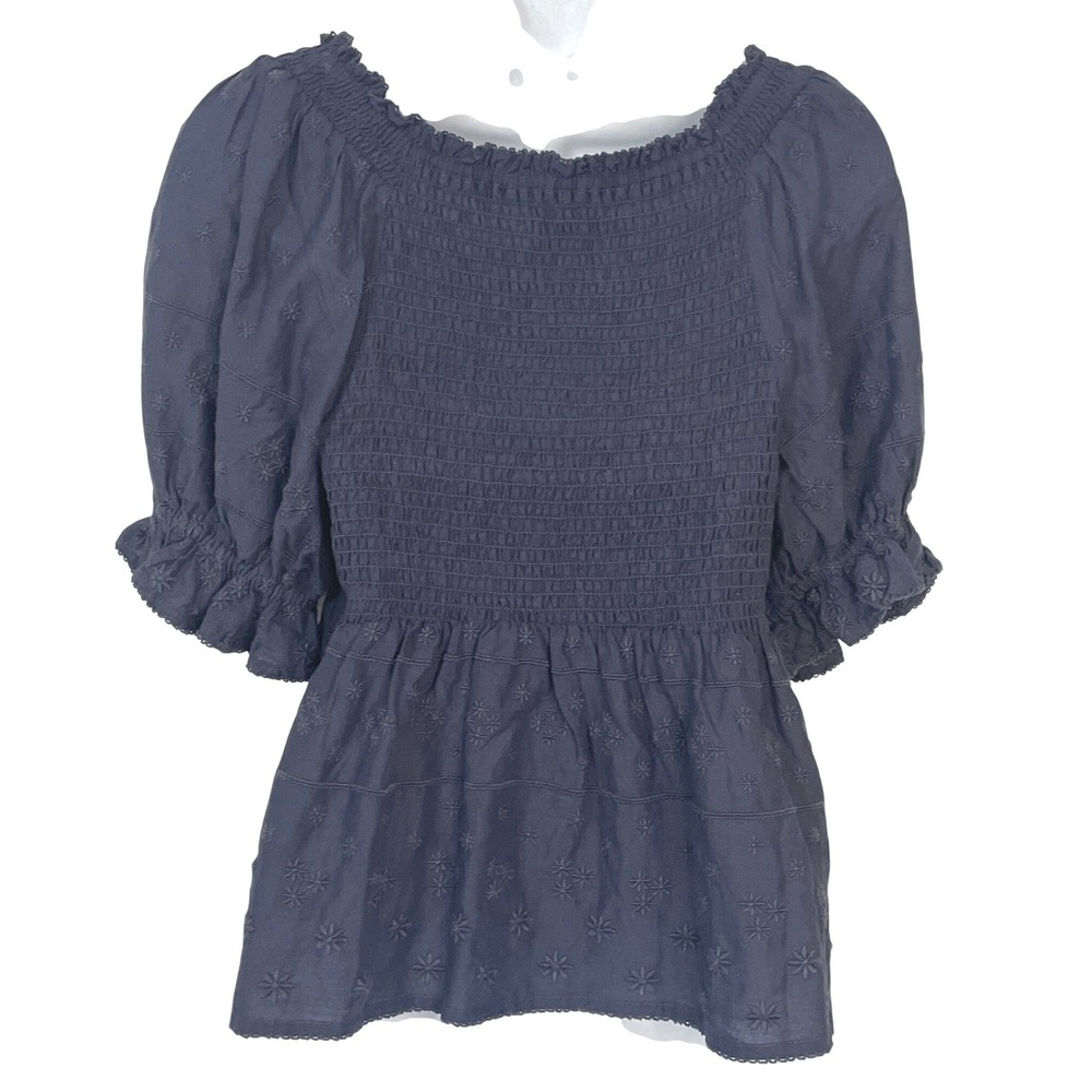 Old Navy Womens Blouse Eyelet Smocked Puff Sleeve M Navy Cottagecore Boho Peplum - Picture 3 of 4